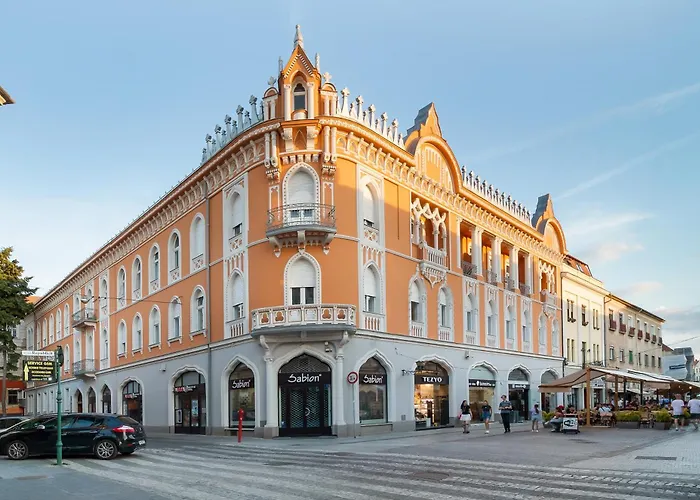 Cadoro City Center Apartments
